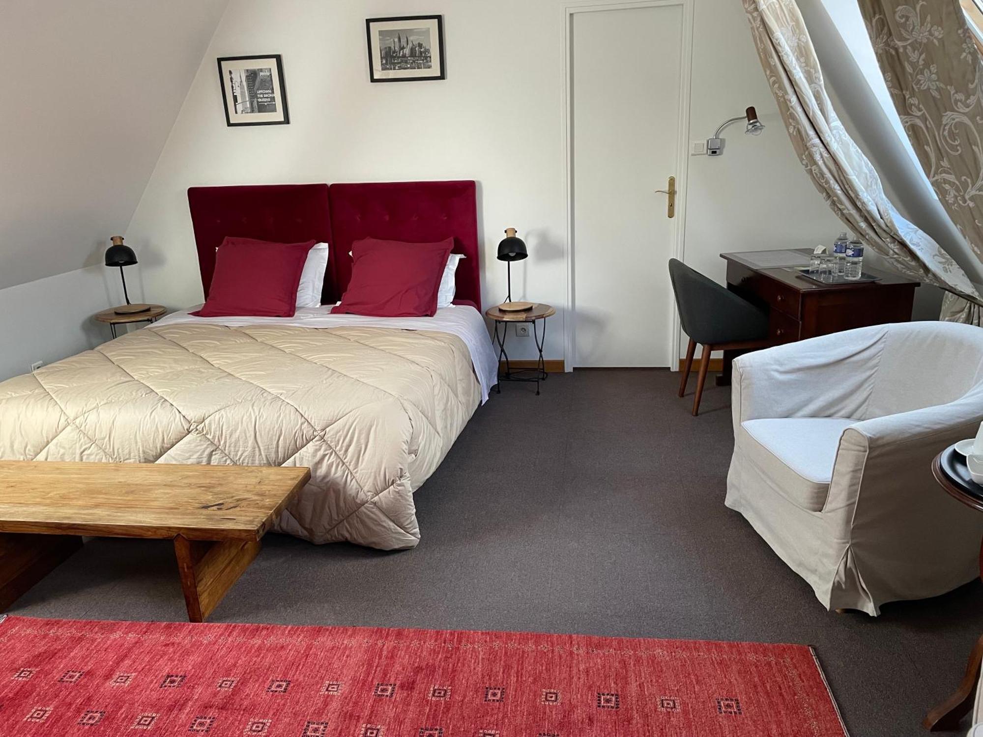 La Ferme De La Place Bouvines Экстерьер фото