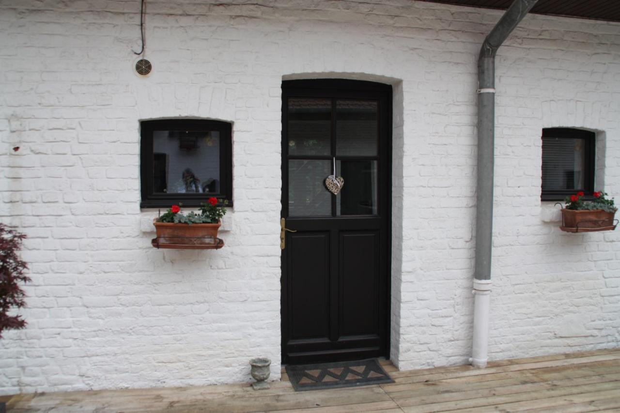 La Ferme De La Place Bouvines Экстерьер фото